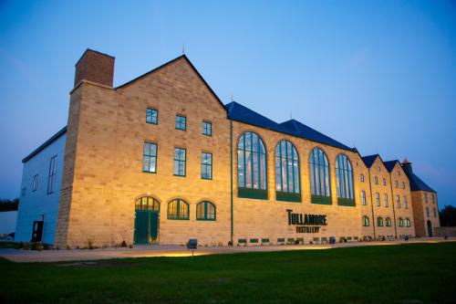 Tullamore D.E.W. Irish Whiskey Opens New $50 Million Distillery