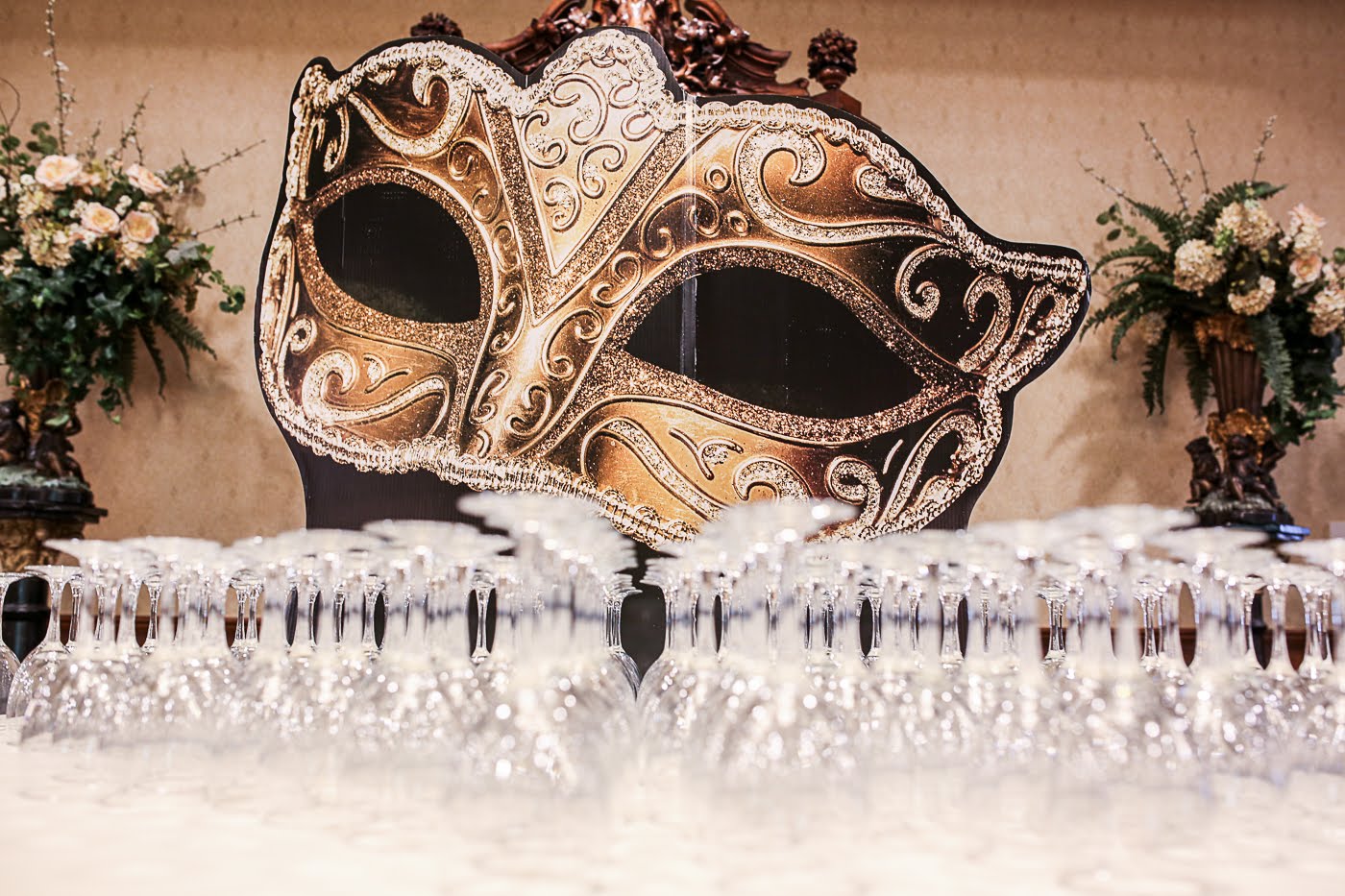 Brescome Barton Hosts Fall Masquerade Trade Show