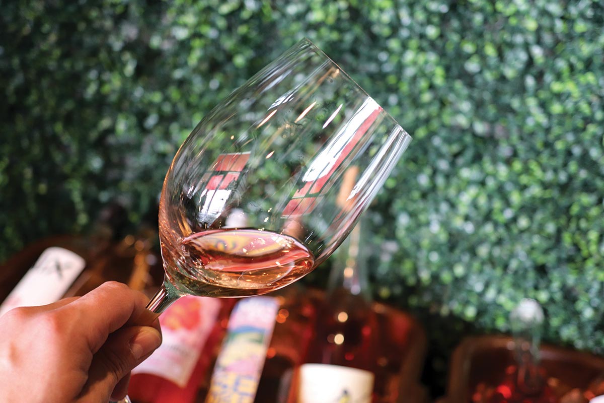 Brescome and Worldwide Hosts a Spring Fling Rosé Trade Tasting