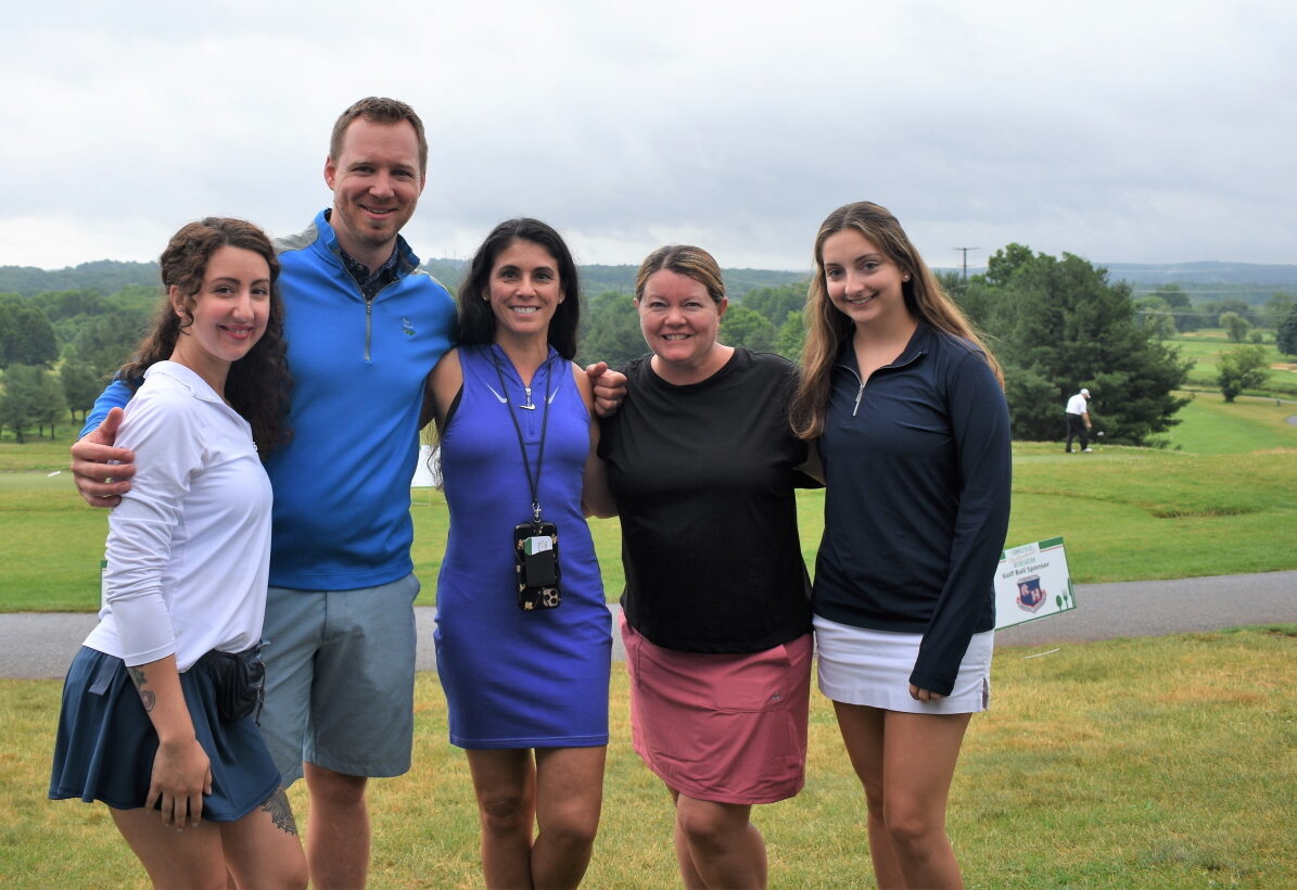 Restaurant Trade Turns Out for Annual Golf Tournament