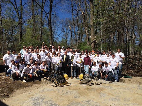 Diageo Employees Clean up STAR Center in Norwalk