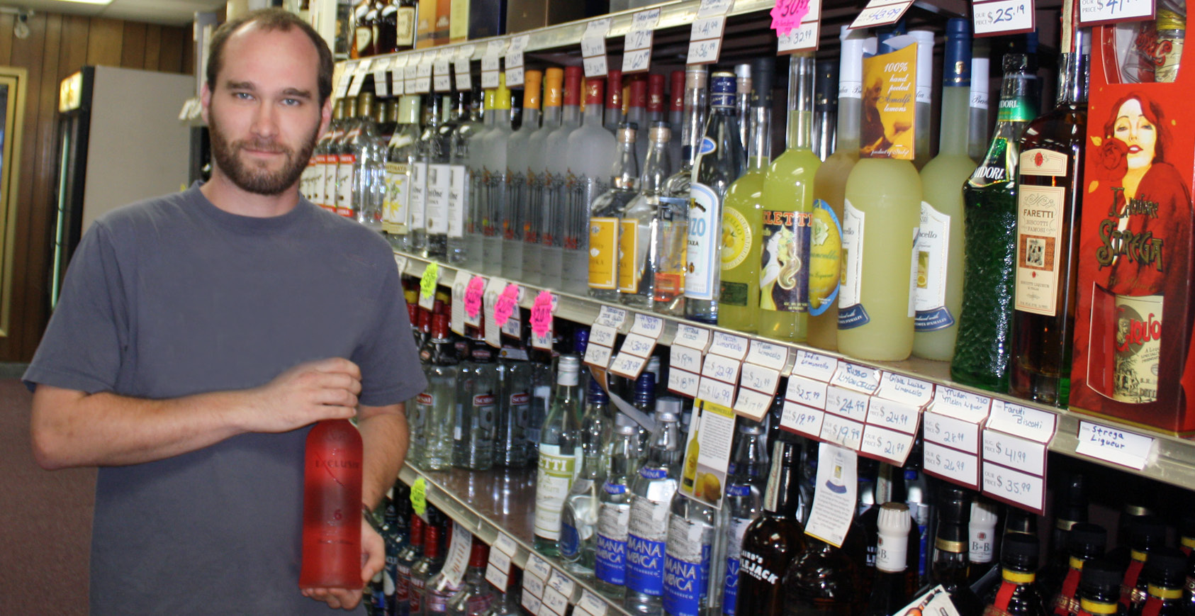 AROUND TOWN: Discount Wine & Spirits Shows Off Exclusiv Rosé