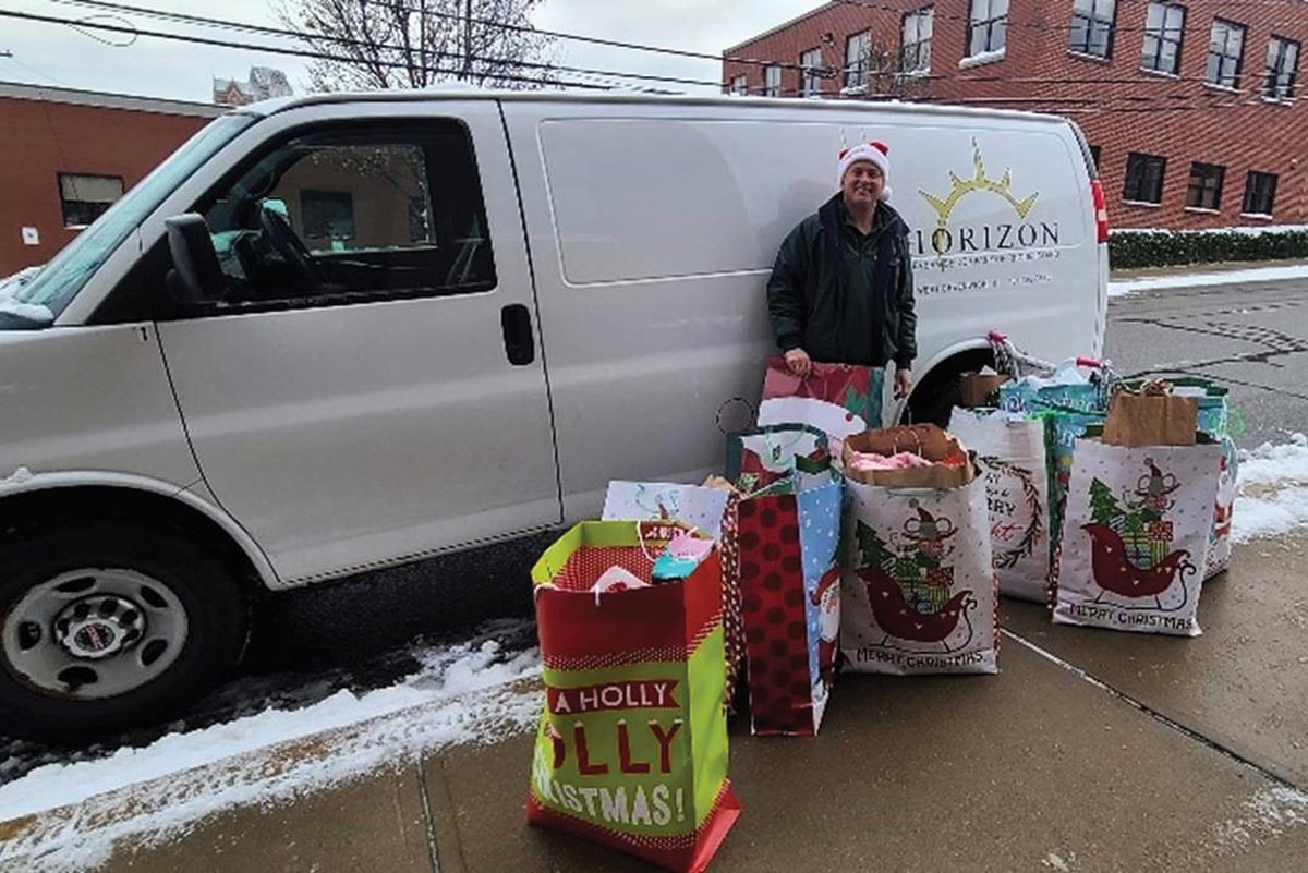 Horizon Beverage Delivers Annual Holiday Gift Donations