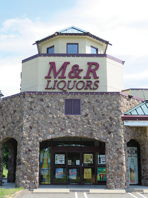 RETAIL REVIEW: M & R Liquors