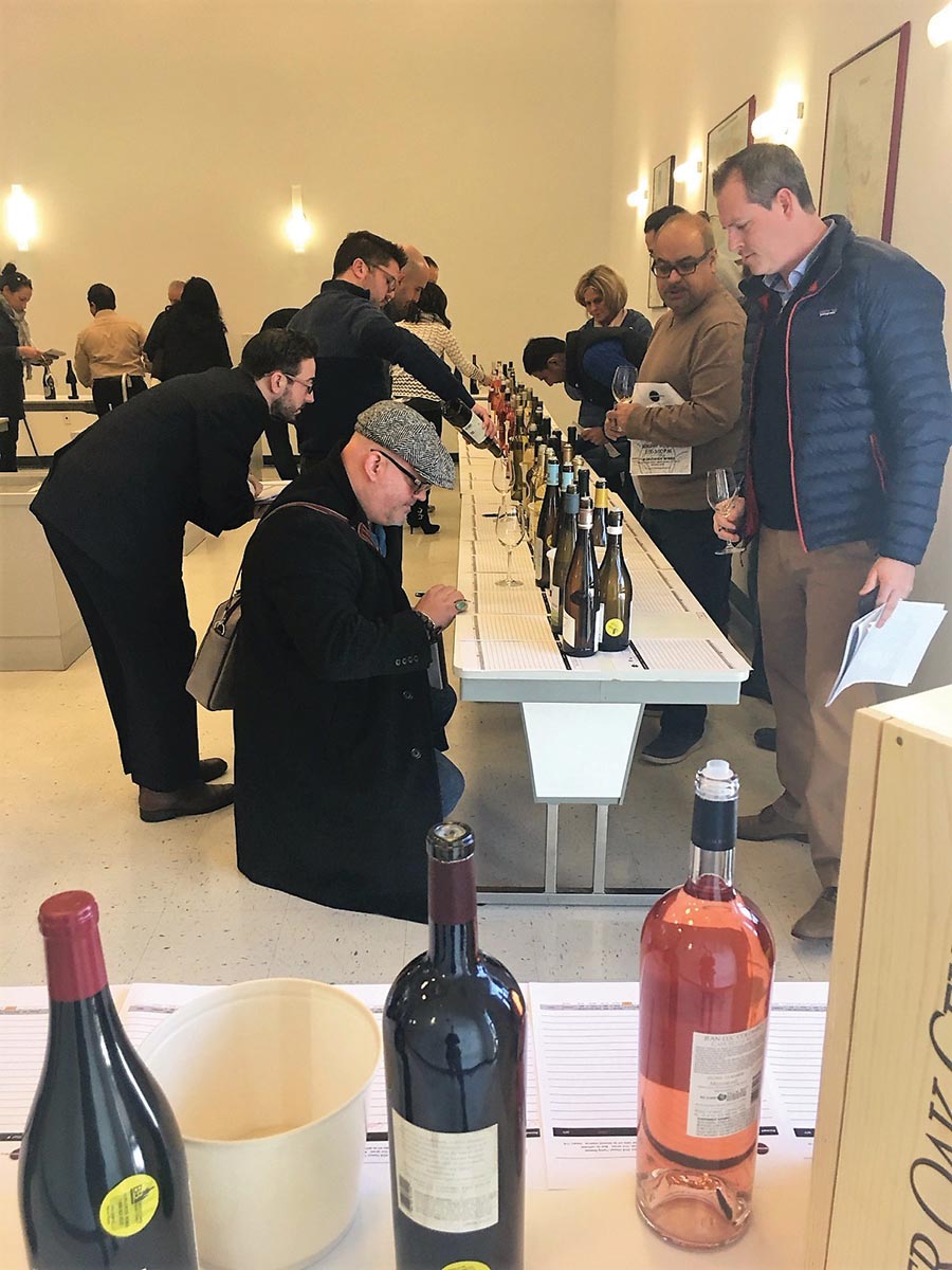 Worldwide Wines Hosts Winter Closeout Trade Tasting         