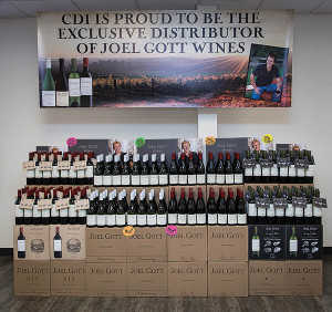 Joel Gott Wines include California Zinfandel, California 815 Cabernet, California Sauvignon Blanc and an unoaked Monterey Chardonnay. Gott’s winemaking led to collaboration with Entrepreneurs Roger Scommegna and Charles Bieler on the Three Thieves brand, which in 2005, partnered with Trinchero Family Estates to establish better market coverage. In 2009, Joel and Sarah Gott partnered with Trinchero Family Estates as well, to increase wine distribution and allow them to focus on winemaking and innovation.