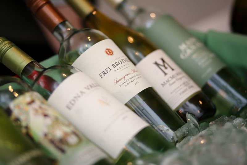 Johnson Brothers of Rhode Island Offers Two Spring Wine Shows