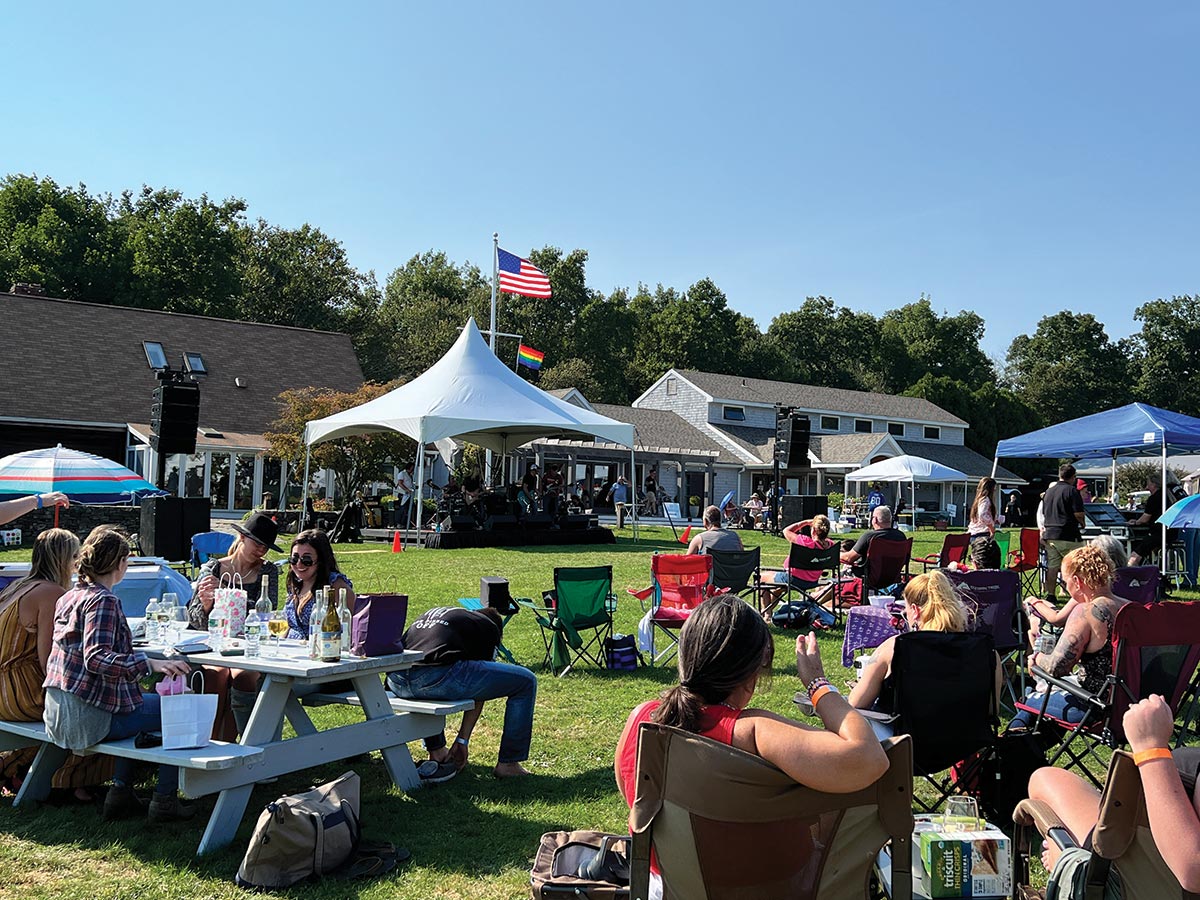 Sept. 16-17, 2023: Stonington Vineyards Harvest Food & Wine Festival