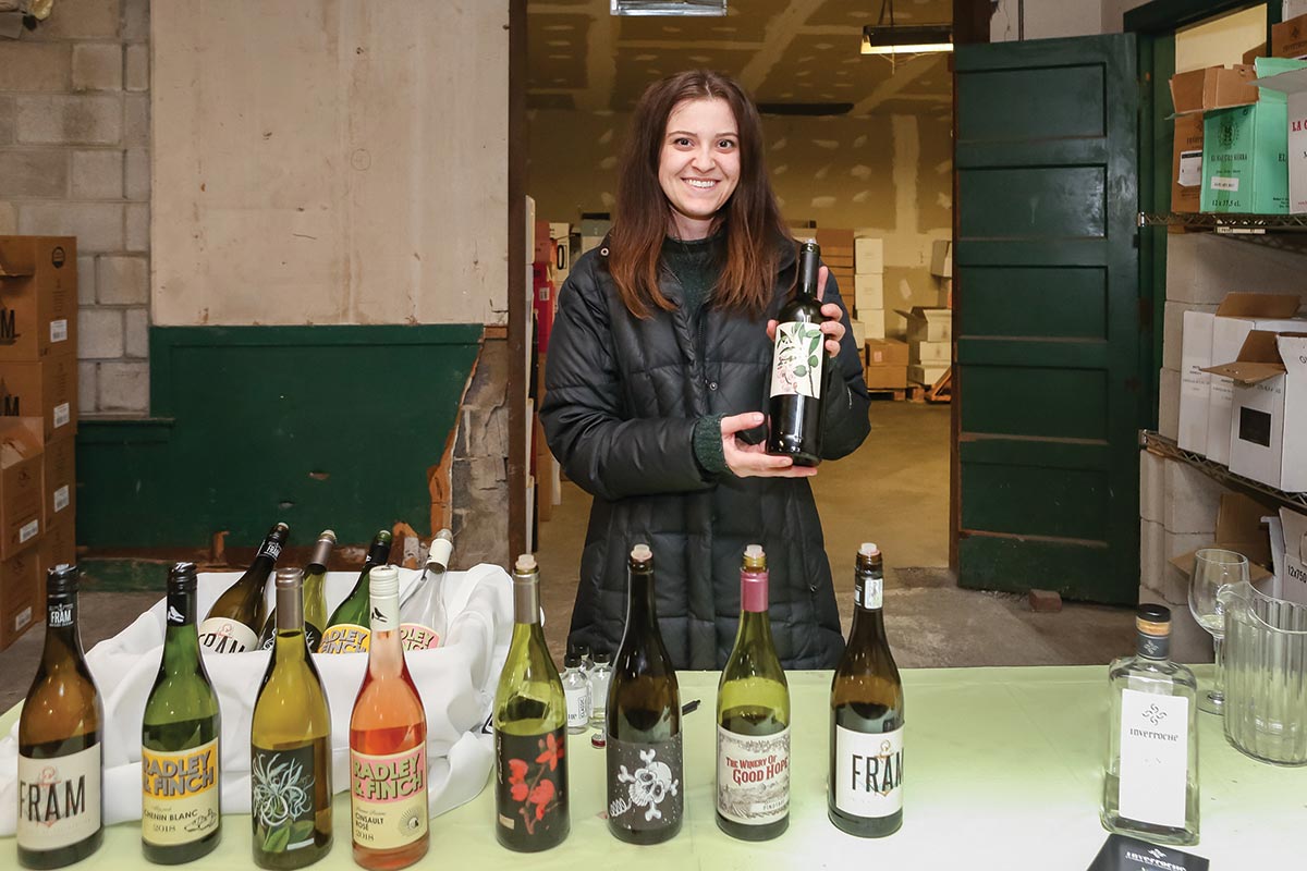 Wine Wizards Welcomes Trade for Warehouse Event