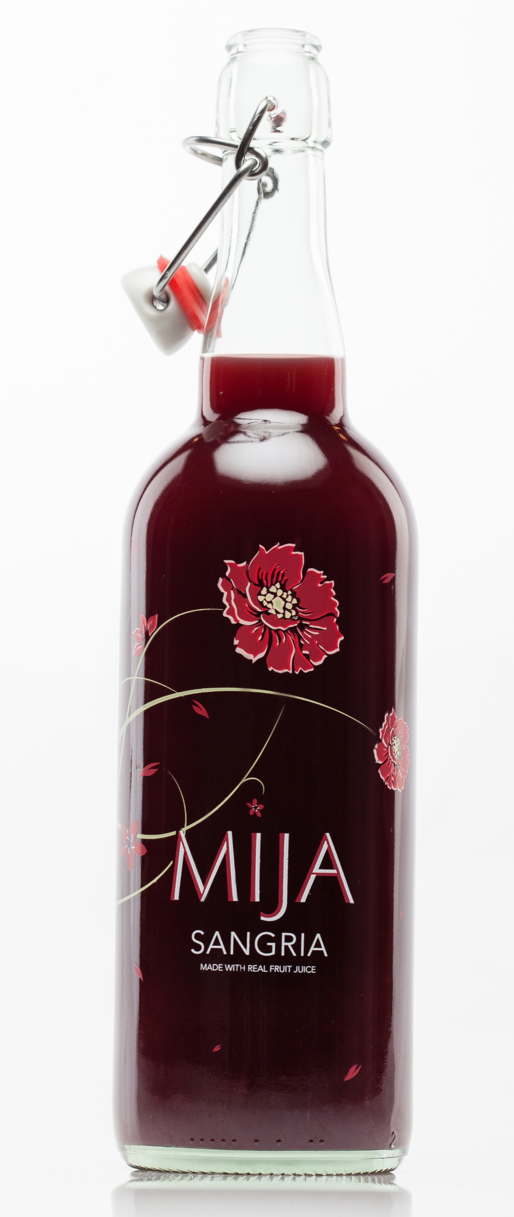 Latitude Beverage Company Debuts Mija Sangria