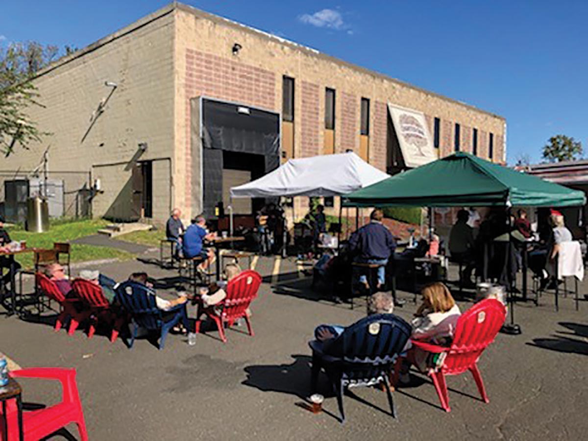 Charter Oak Brewing Adapts Seasonal Outdoor Seating