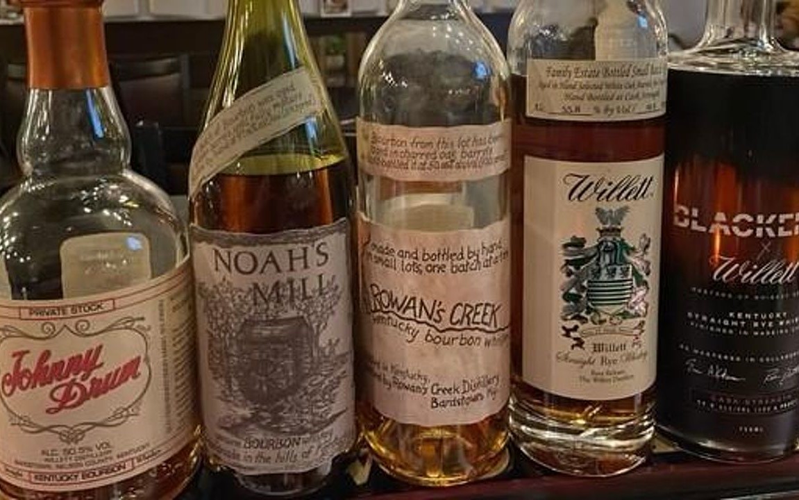 Oak Haven Hosts Tasting of Willett Whiskeys