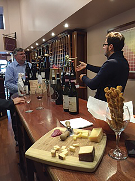 Savory Grape Hosts Italian Winemaker for In-Store Tasting