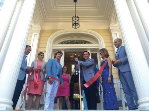 Daniel A. Hostettler, President and Group Managing Director, Ocean House Management; Charlotte Berdensey, Food and Beverage Manager, Spicer Mansion; Tom Gates, Owner, Spicer Mansion; Katharine Gates, Owner, Spicer Mansion; Brian Gates, Owner, Spicer Mansion; Ulrika Gates, Owner, Spicer Mansion; Louis Shapazian, Innkeeper, Spicer Mansion. Not pictured: Eric Gates, Owner, Spicer Mansion. 