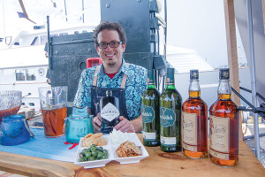 Jonathan Pogash created cocktails for guests.